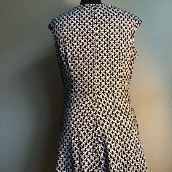 New York & company sheath dress - Picture 8 of 8